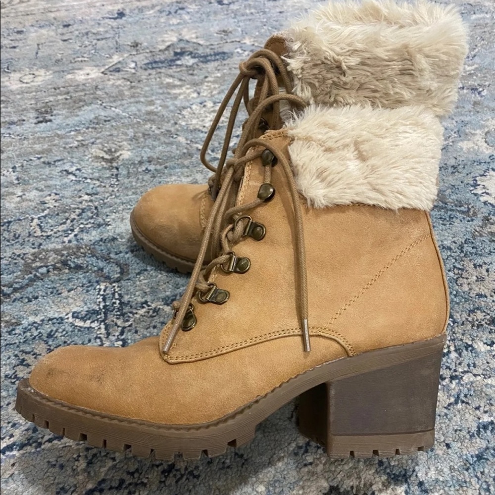Women boots